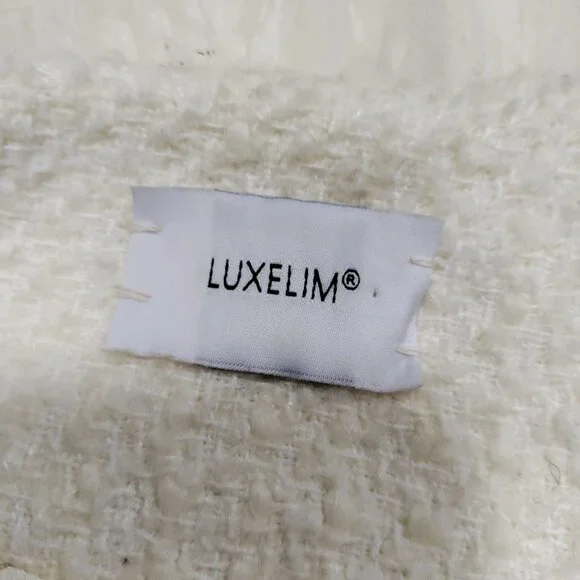 Luxelim Ivory Classic Boucle Wool Tweed Gold Tone Buttons Cropped Jacket Size XS - Picture 10 of 14